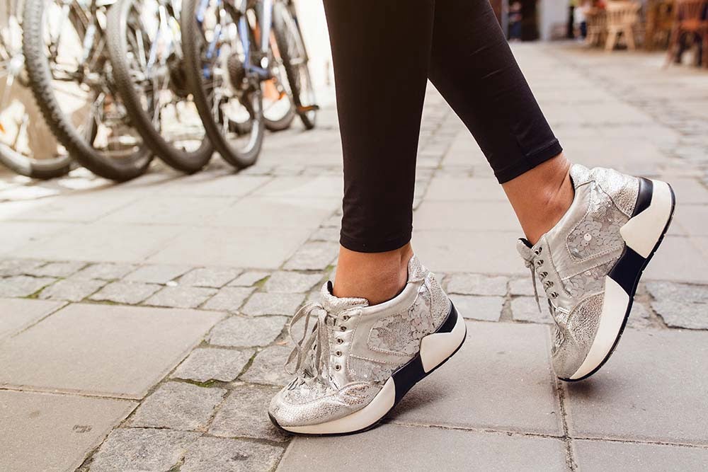 γυναικεία αθλητικά παπούτσια για τον φθινόπορο