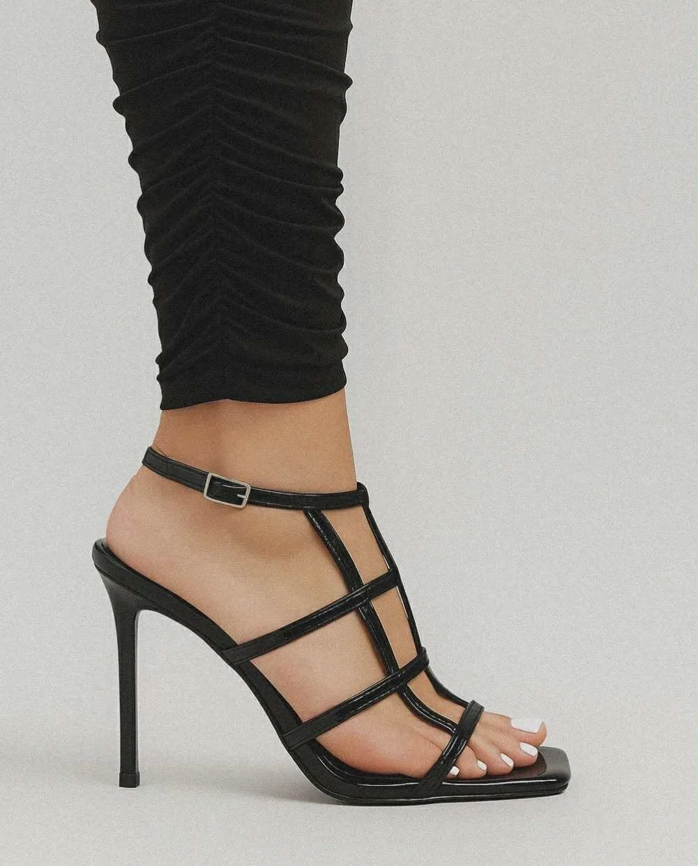 Πεδίλο μαύριο