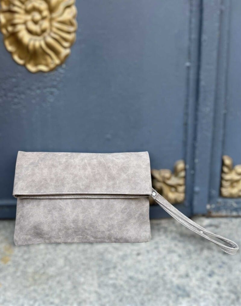 Τσάντα  Φακελος Με Λουράκι