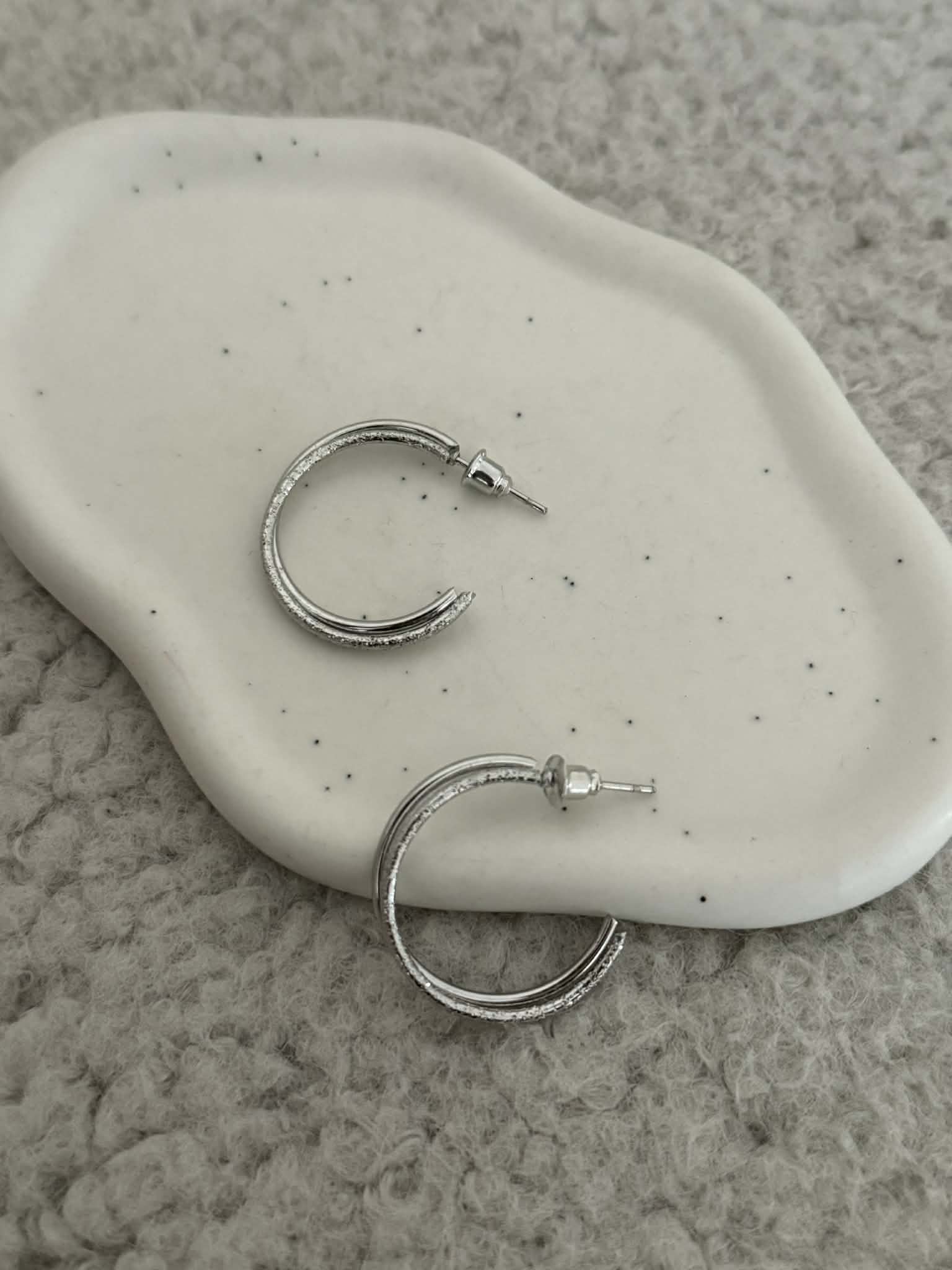 κρικοι σκουλαρικια με στρας