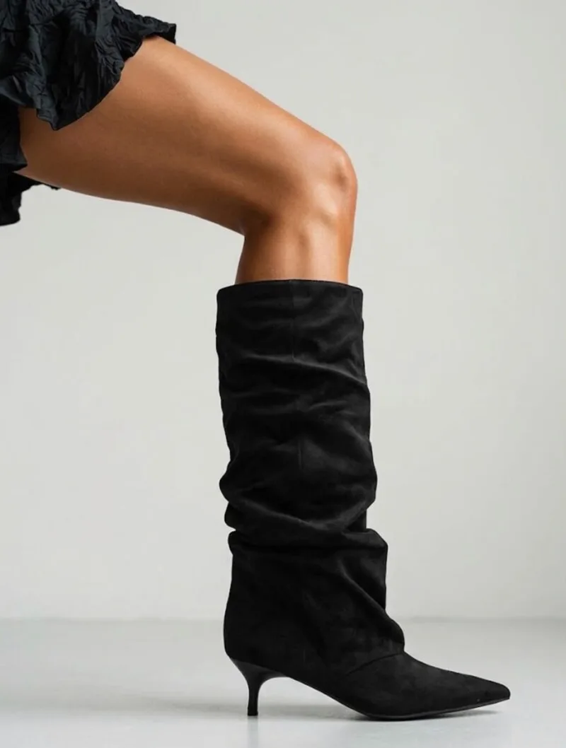 σουέτ μπότες με kitten heels